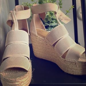 Marc Fisher Tan Wedges